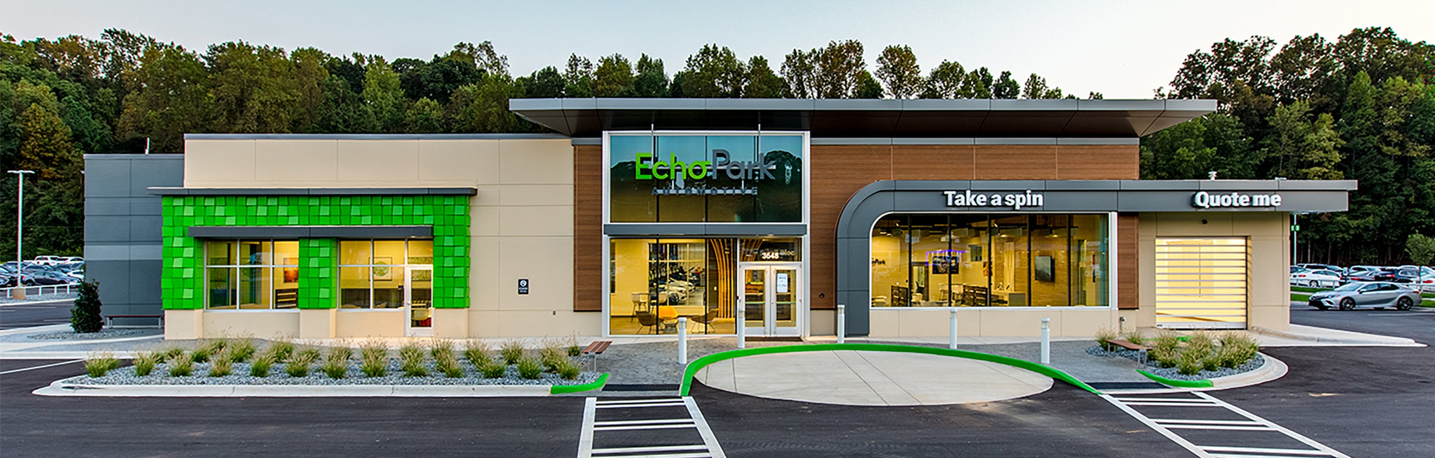 An EchoPark store is designed with guests' comfort in mind, usually with lots of windows and modern, bright furnishings and fixtures.