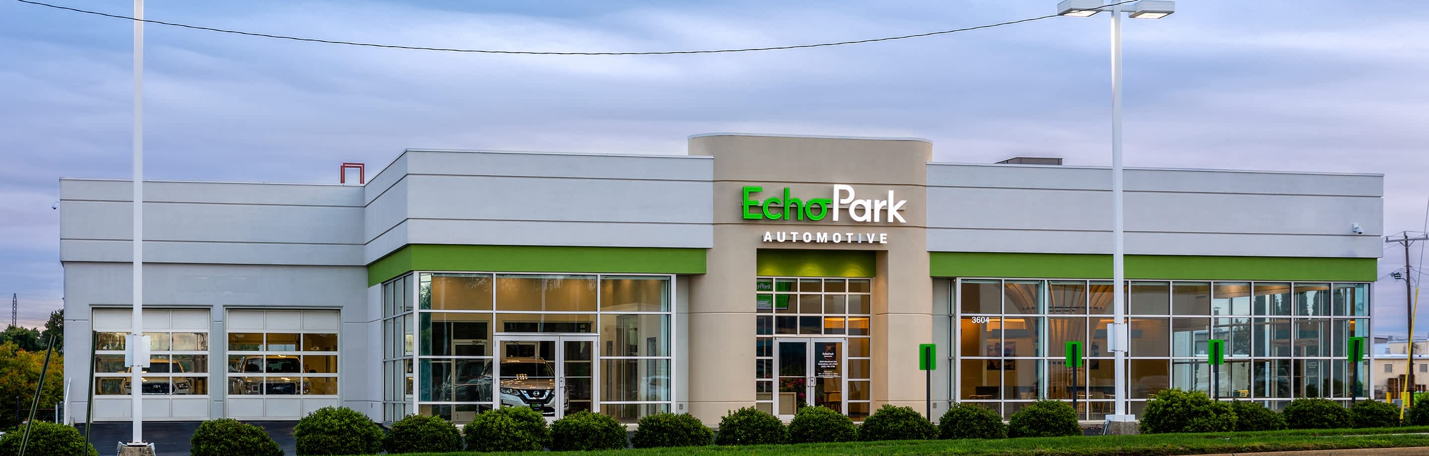 An EchoPark store is designed with guests' comfort in mind, usually with lots of windows and modern, bright furnishings and fixtures.
